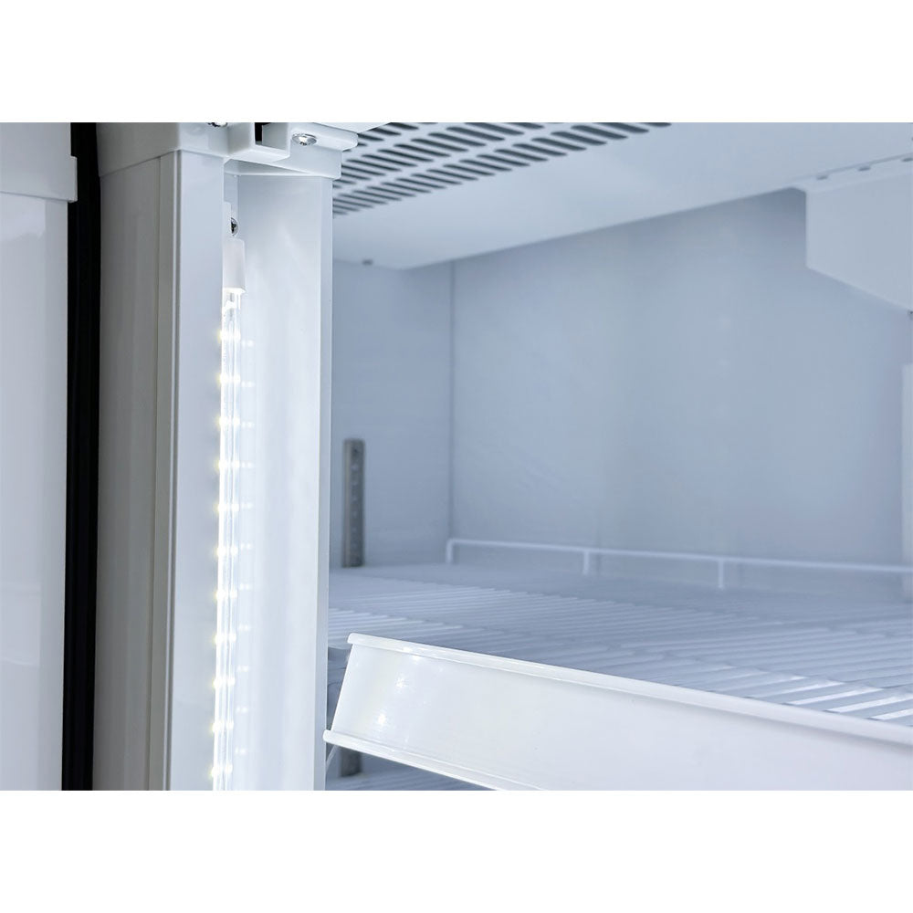 Vitrine verticale 2 portes blanche à roulettes de 670L LED